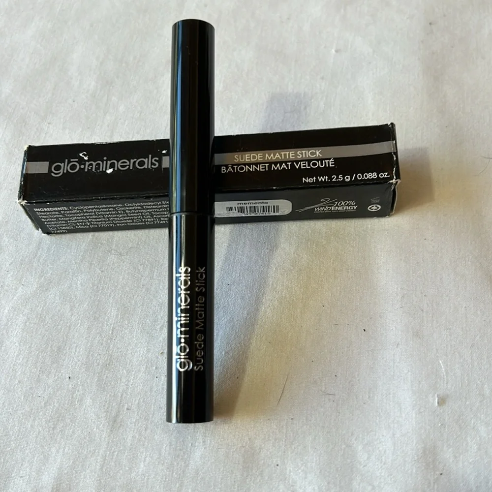 Glo Minerals Suede Matte Lip Stick-Memento  NIB